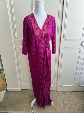 Women's Magenta Lace-Trim Wrap Nightgown